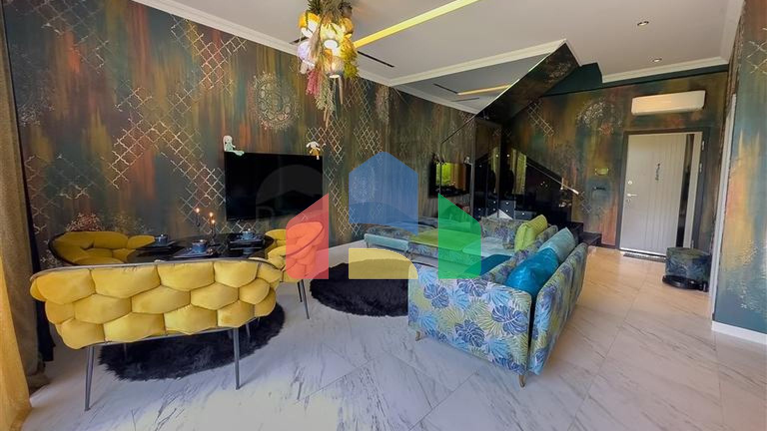 Садовий дуплекс 2 + 1 на першій береговій лінії в Каргиджаку