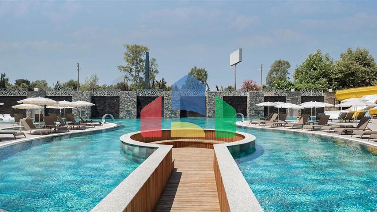 Садовий дуплекс 2 + 1 на першій береговій лінії в Каргиджаку