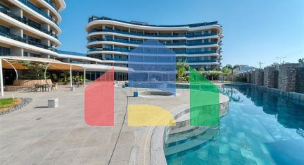 Садовий дуплекс 2 + 1 на першій береговій лінії в Каргиджаку