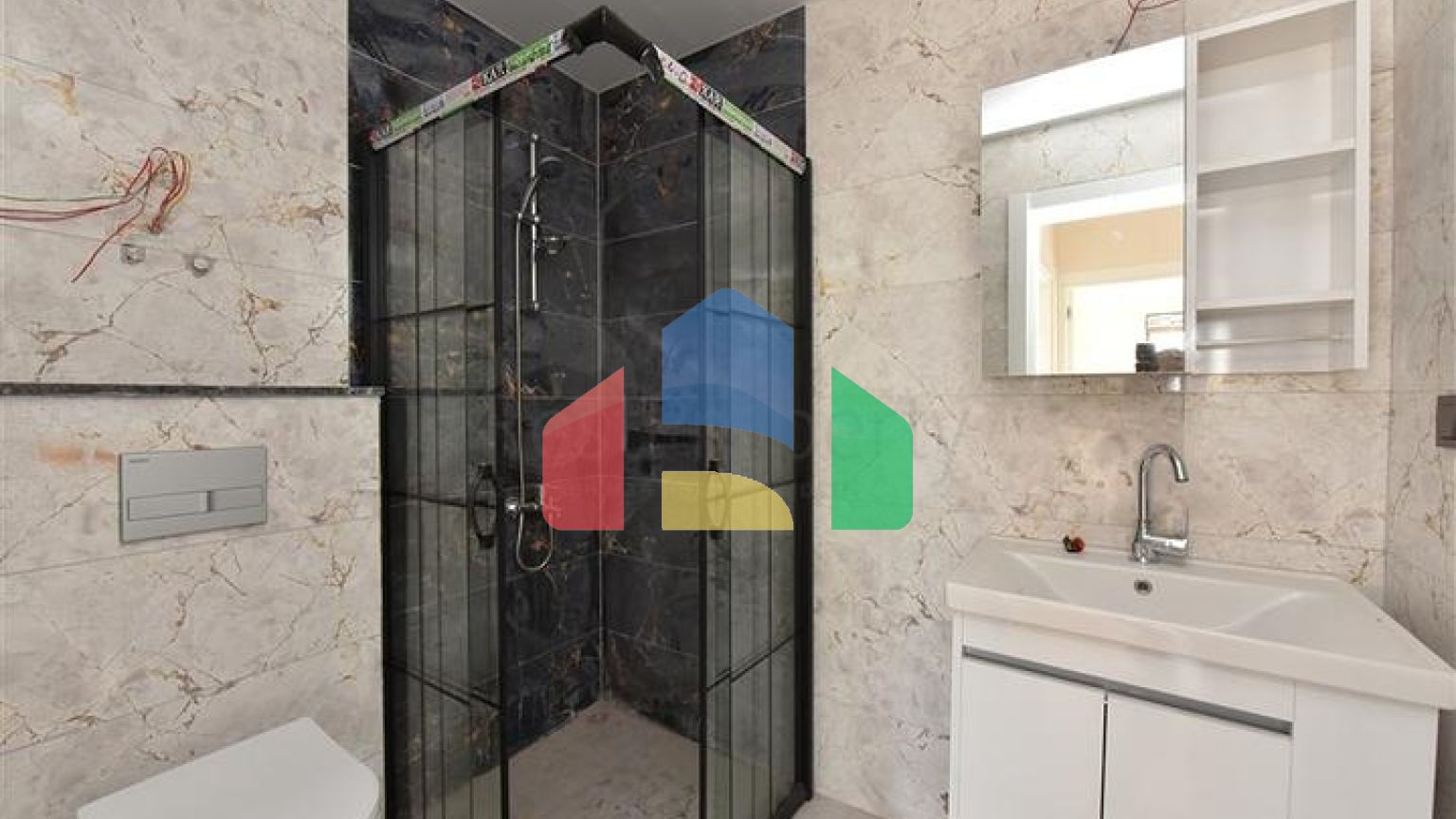 Пентхаус 2+1 в новом доме в 400 м от моря