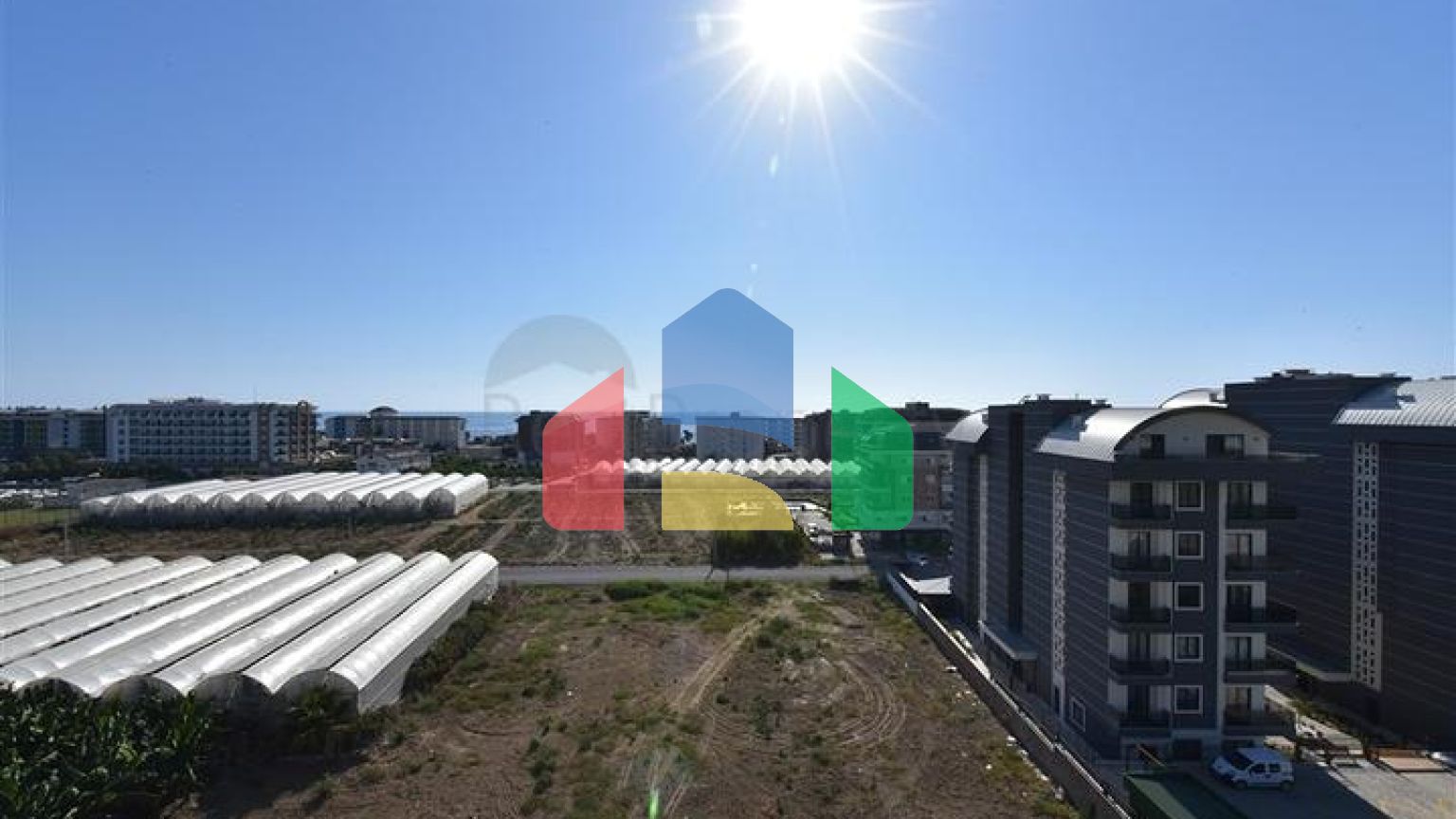 Пентхаус 2+1 в новом доме в 400 м от моря