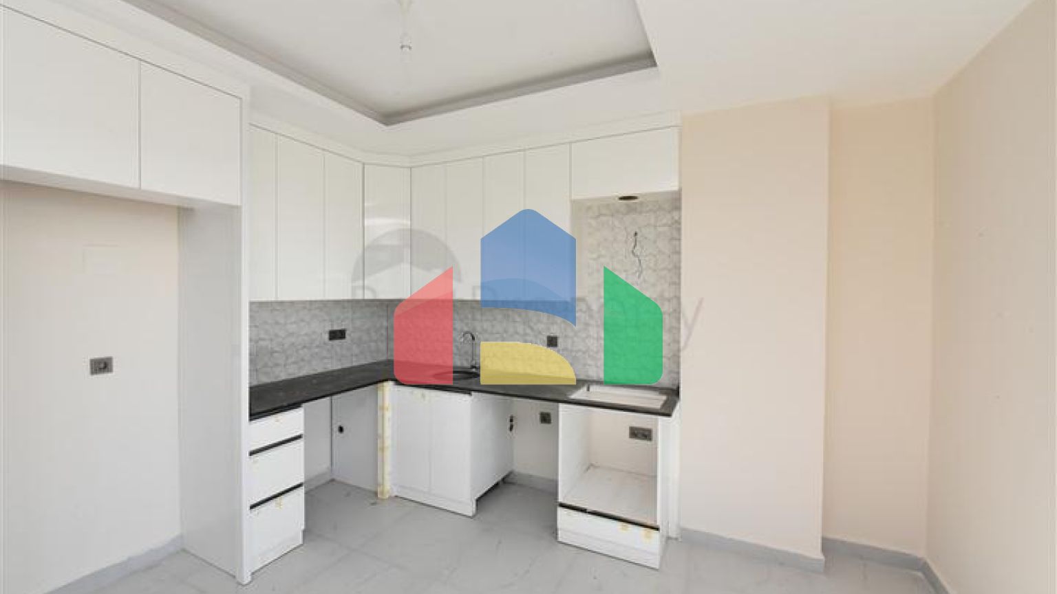 Пентхаус 2+1 в новом доме в 400 м от моря