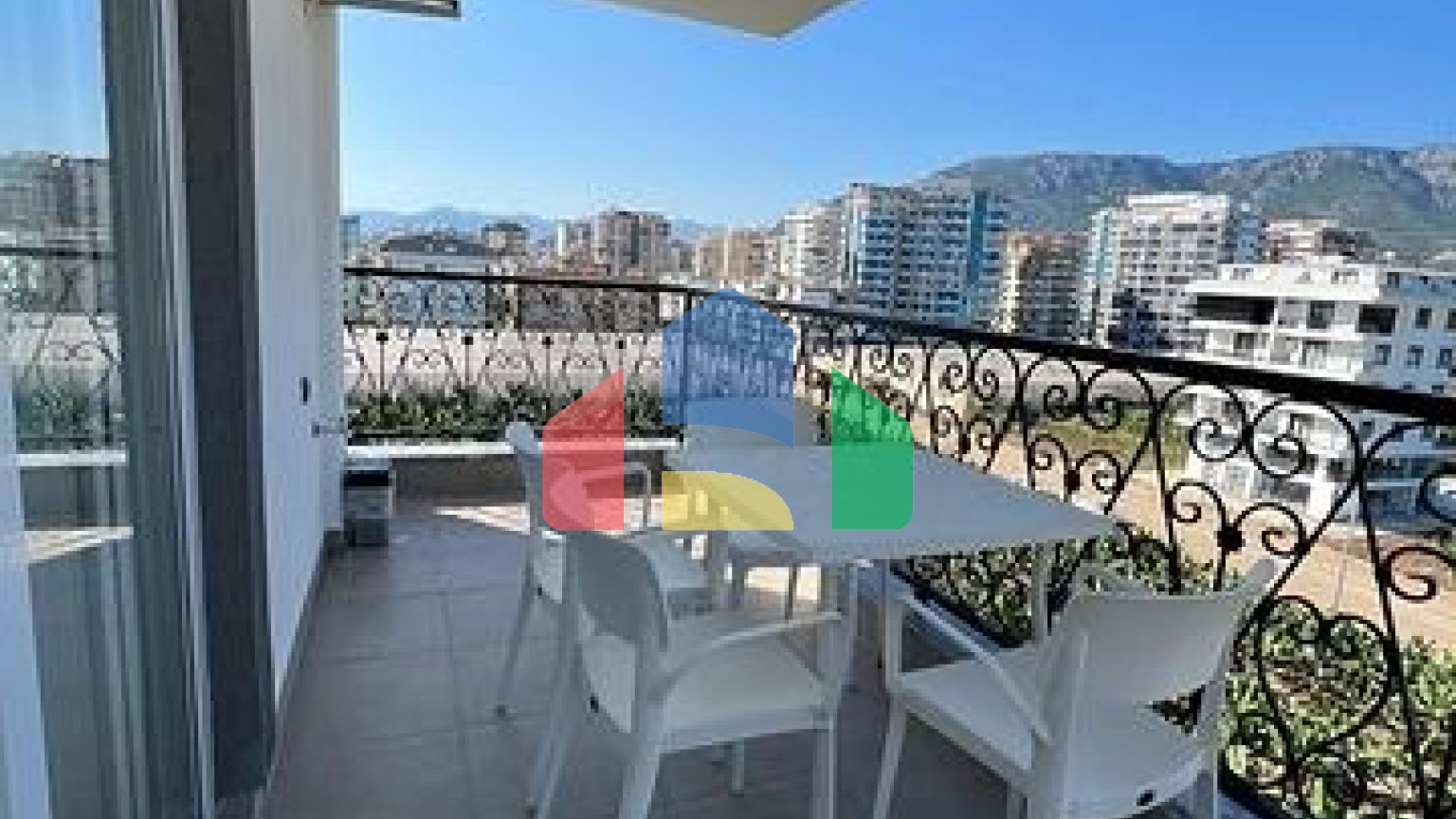 Квартира 2+1 в шаговой доступности от Средиземного моря