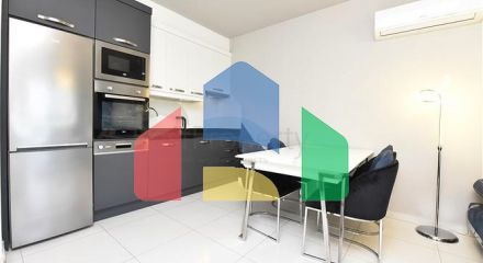 Квартира в элитном комплексе 1+1 в районе Каргыджак