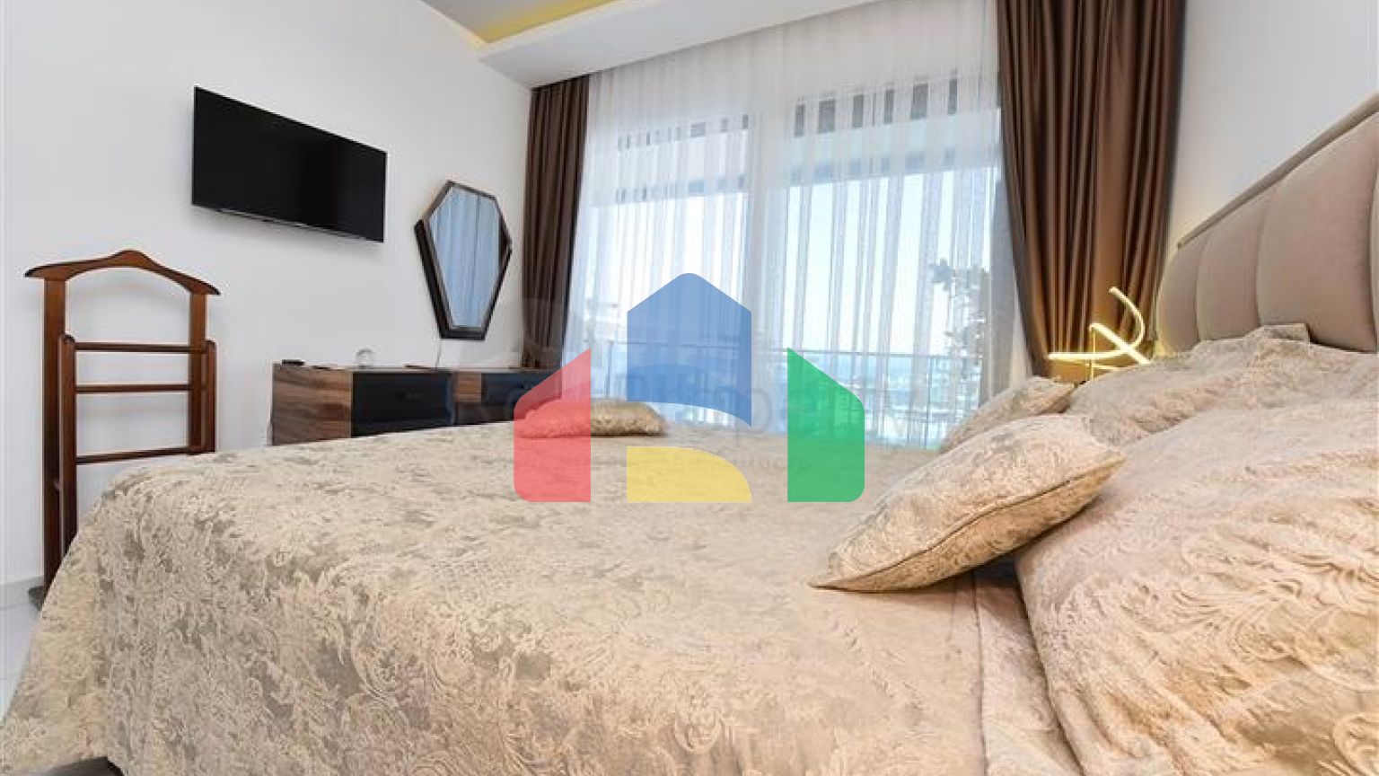 Квартира в элитном комплексе 1+1 в районе Каргыджак