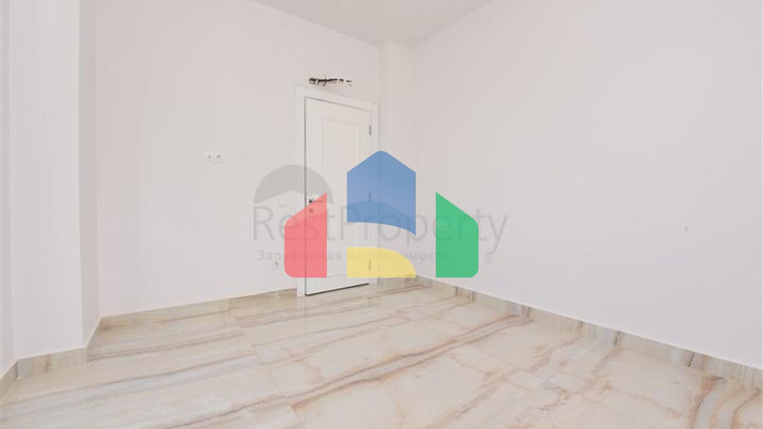 Просторий п'ятикімнатний пентхаус