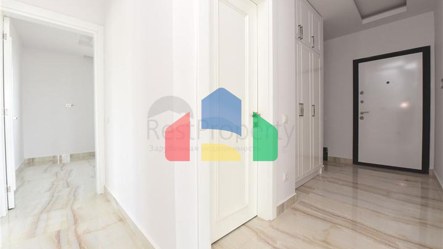 Просторий п'ятикімнатний пентхаус