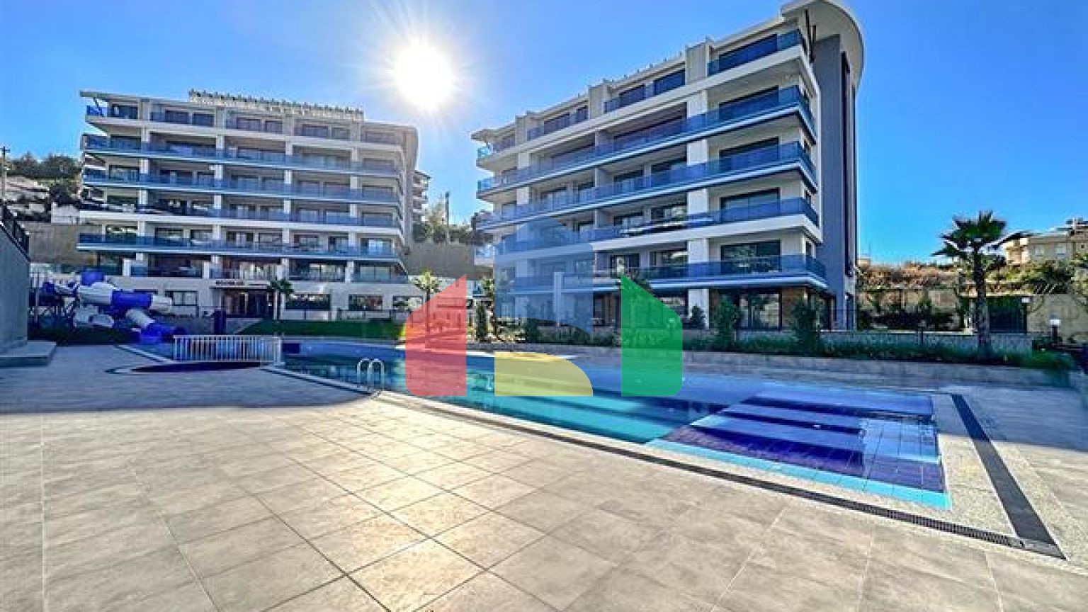 Ультрасовременный дуплекс 3+1 со своим садом в люксовом комплексе