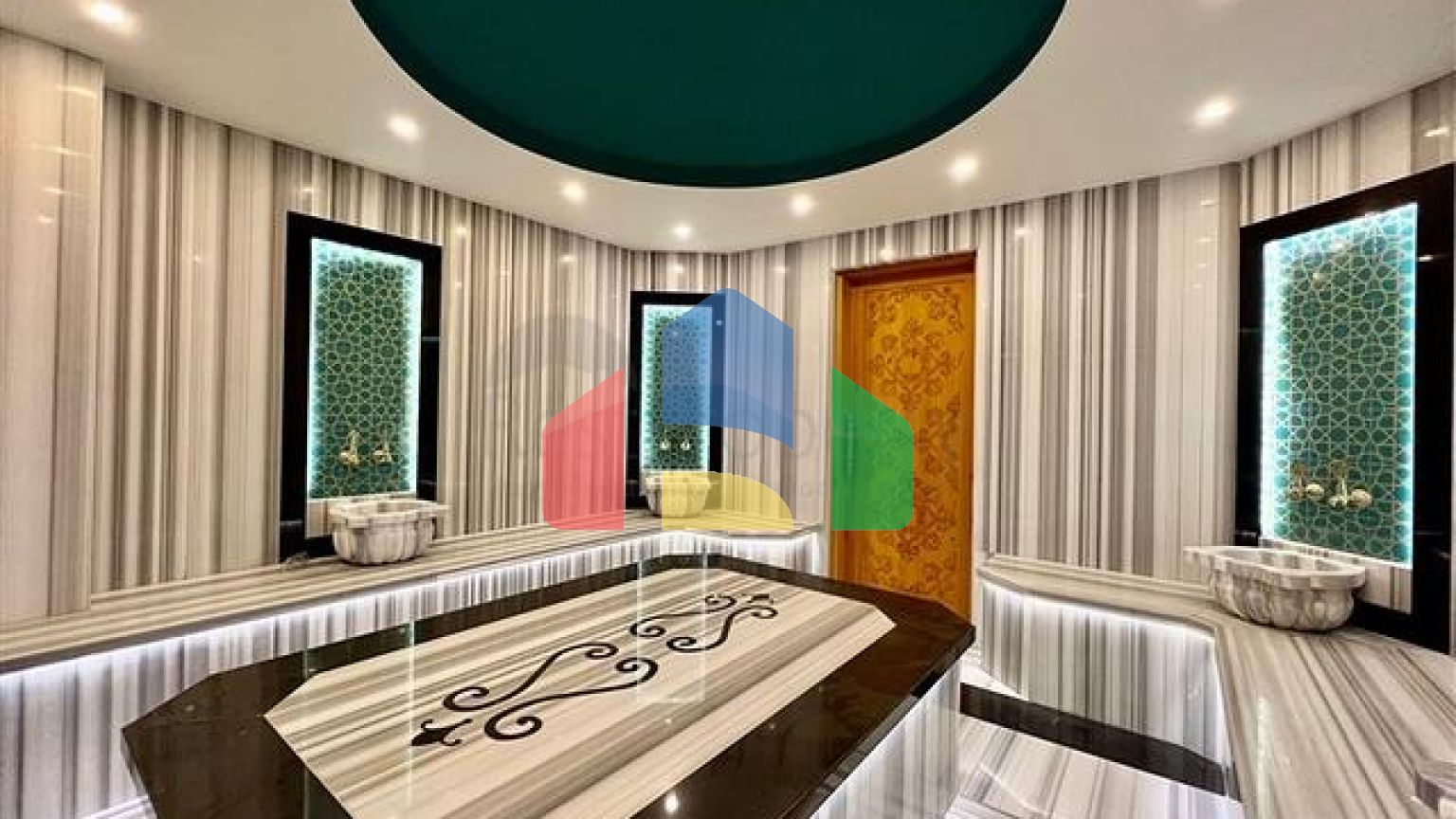 Розкішний пентхаус 4 + 1 на березі Середземного моря