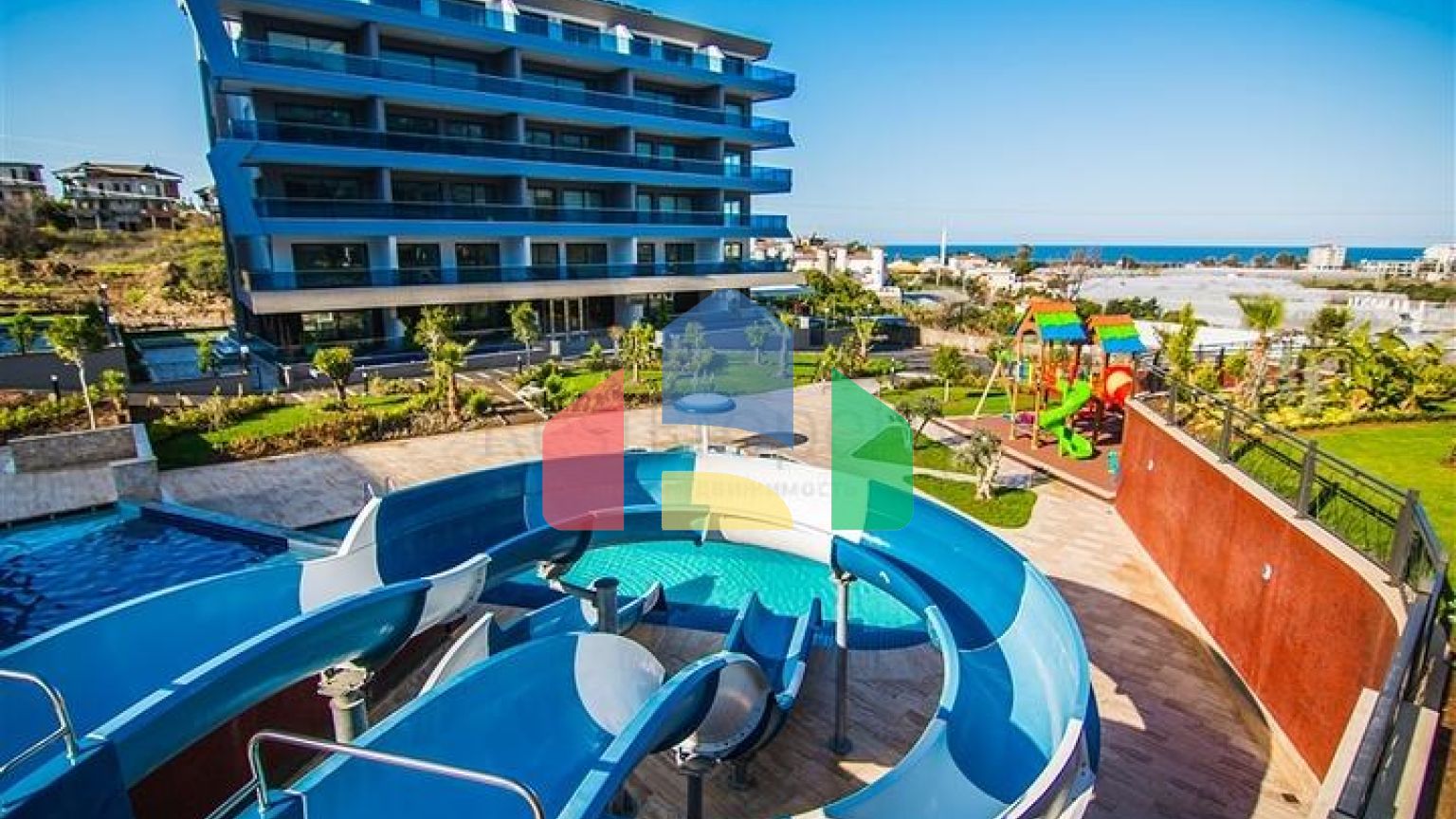 Садовий дуплекс в одному з кращих комплексів в районі Каргыджак