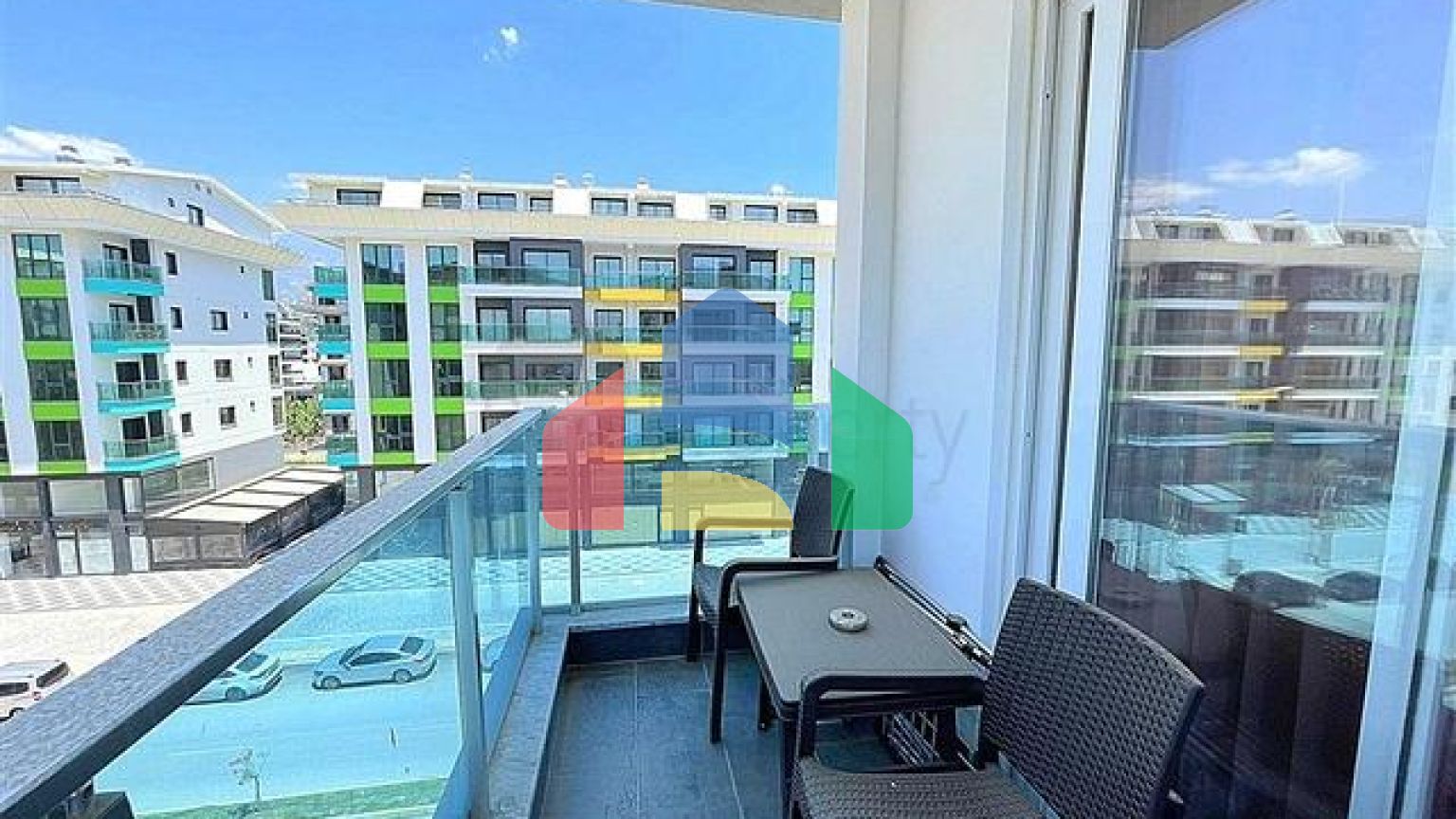 Затишна квартира 1 + 1 в районі Каргиджак