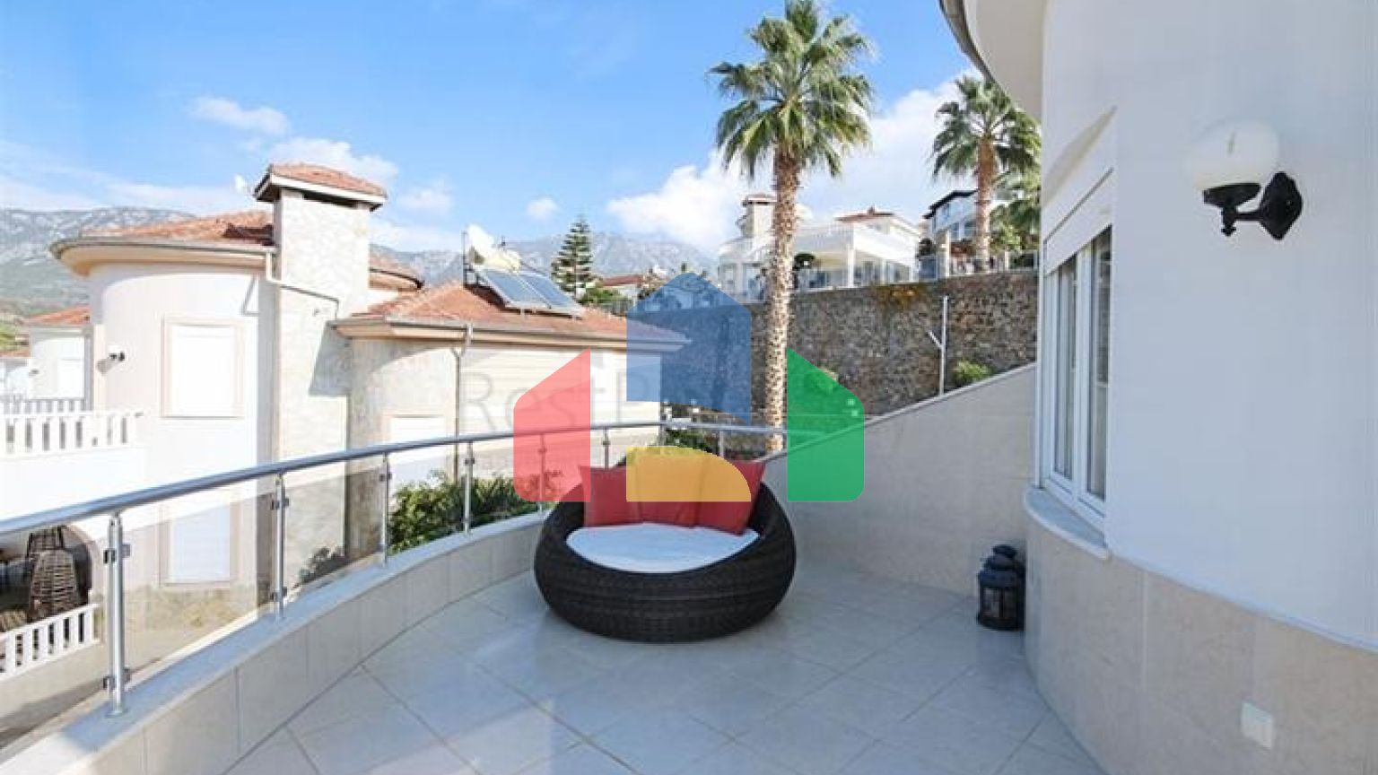 Вилла с панорамным видом на море