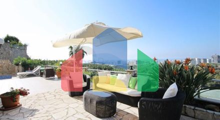 Вилла с панорамным видом на море