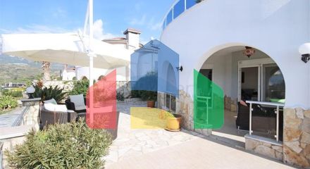 Вилла с панорамным видом на море