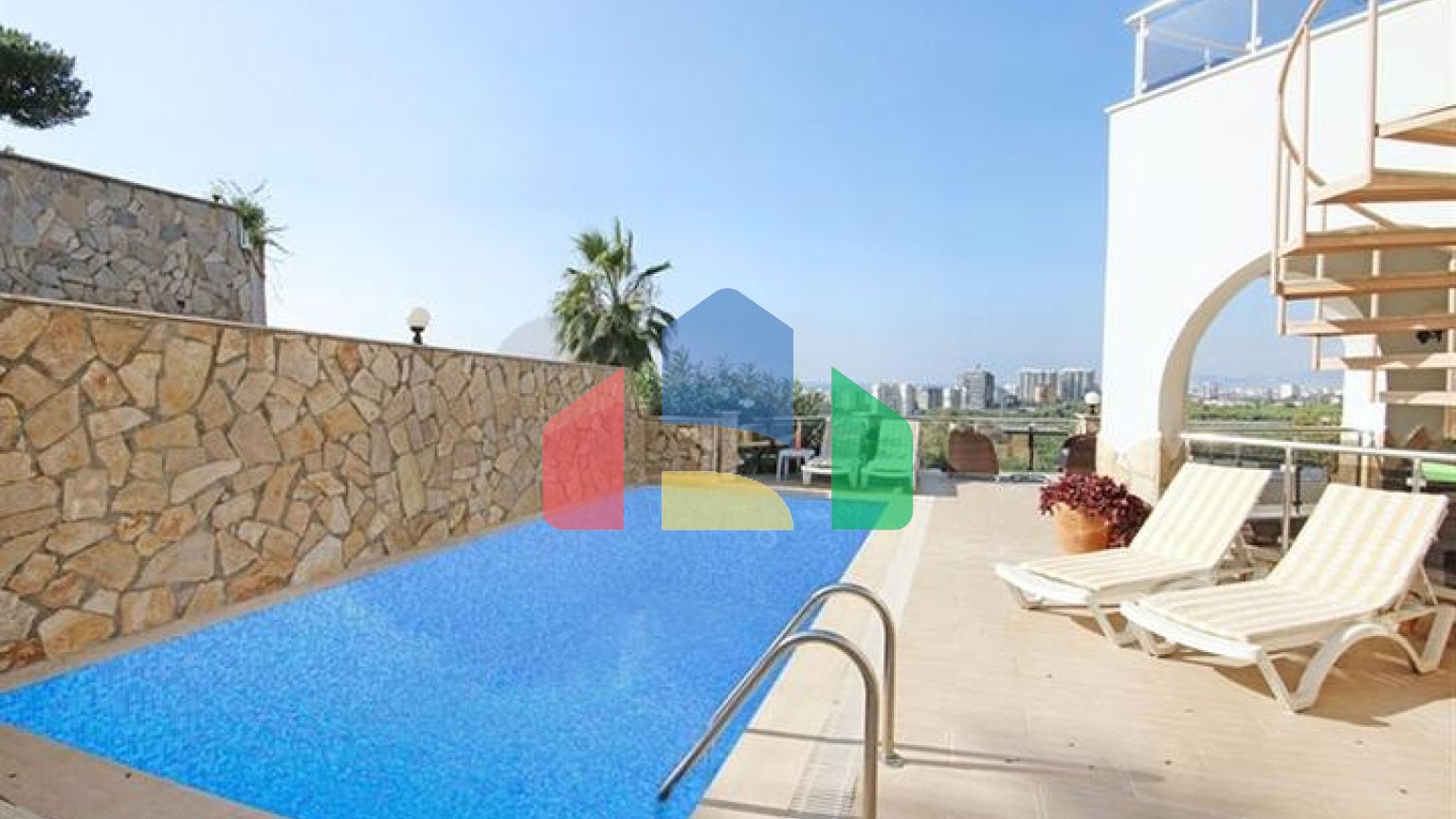 Вилла с панорамным видом на море