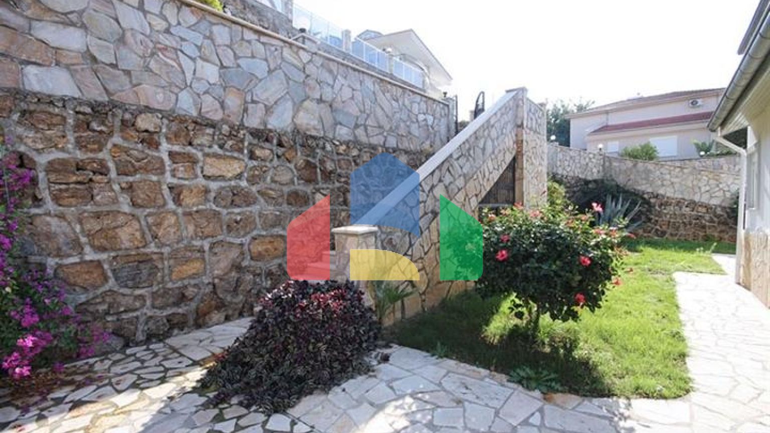 Вилла с панорамным видом на море