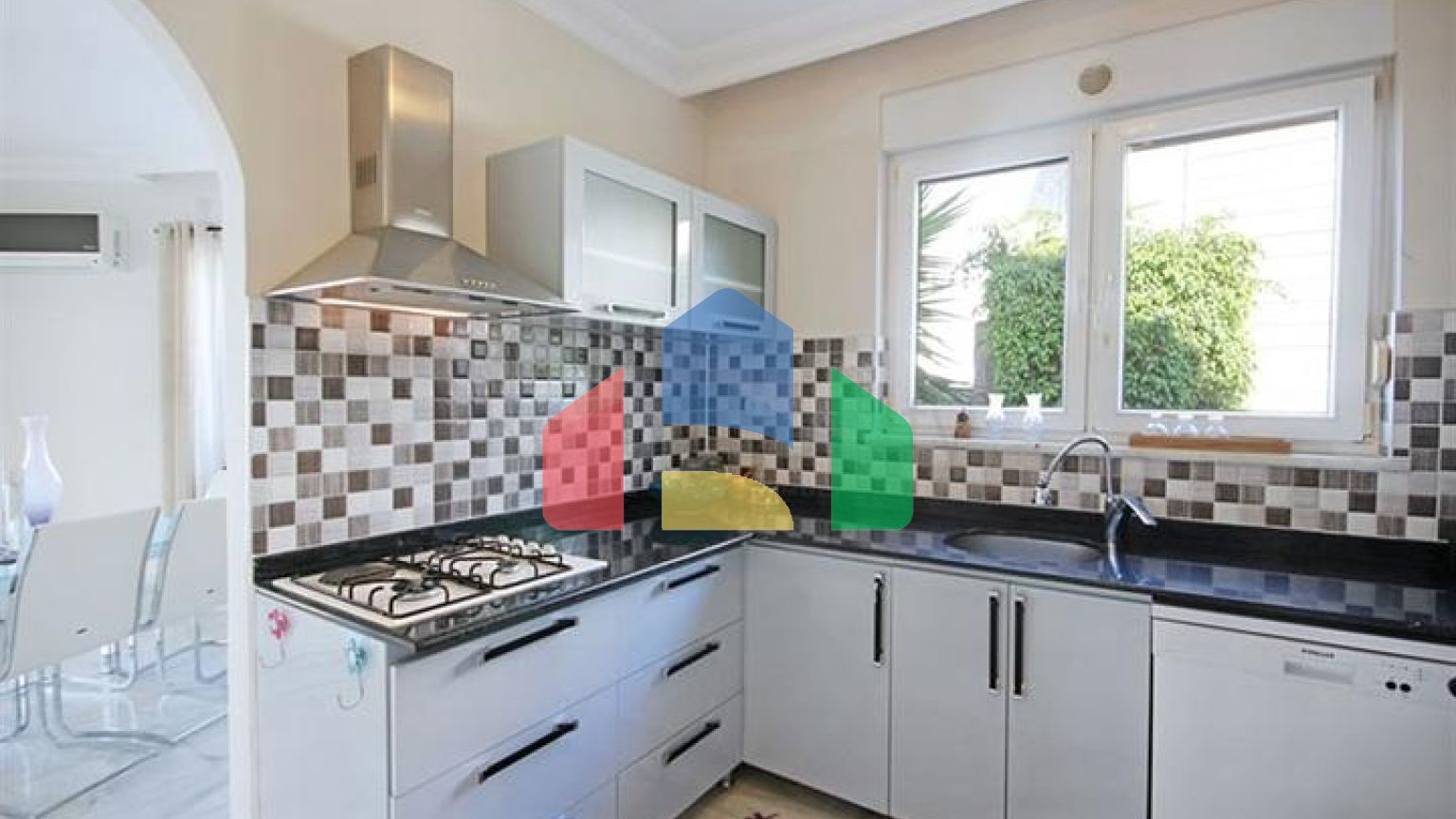 Вилла с панорамным видом на море