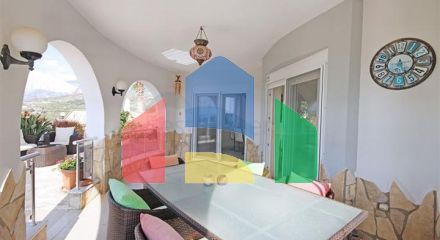 Вилла с панорамным видом на море