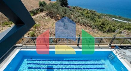3+1 villa with panoramic view in Kargicak area