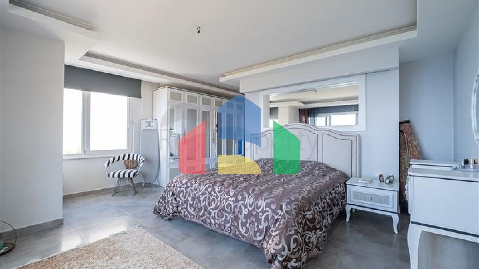 Вілла 3 + 1 з панорамним видом в районі Каргиджак