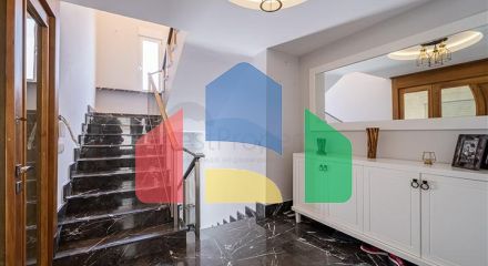 Вілла 3 + 1 з панорамним видом в районі Каргиджак