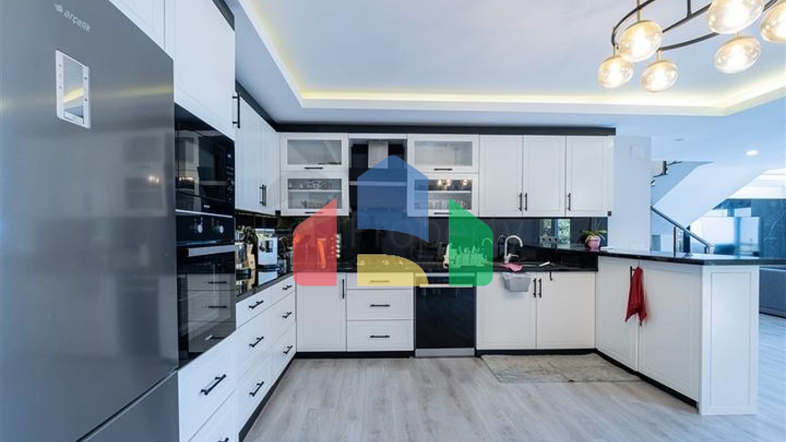 Вілла 3 + 1 з панорамним видом в районі Каргиджак