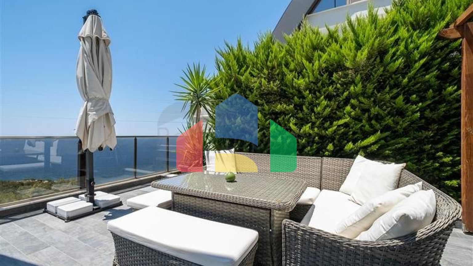 Вілла 3 + 1 з панорамним видом в районі Каргиджак