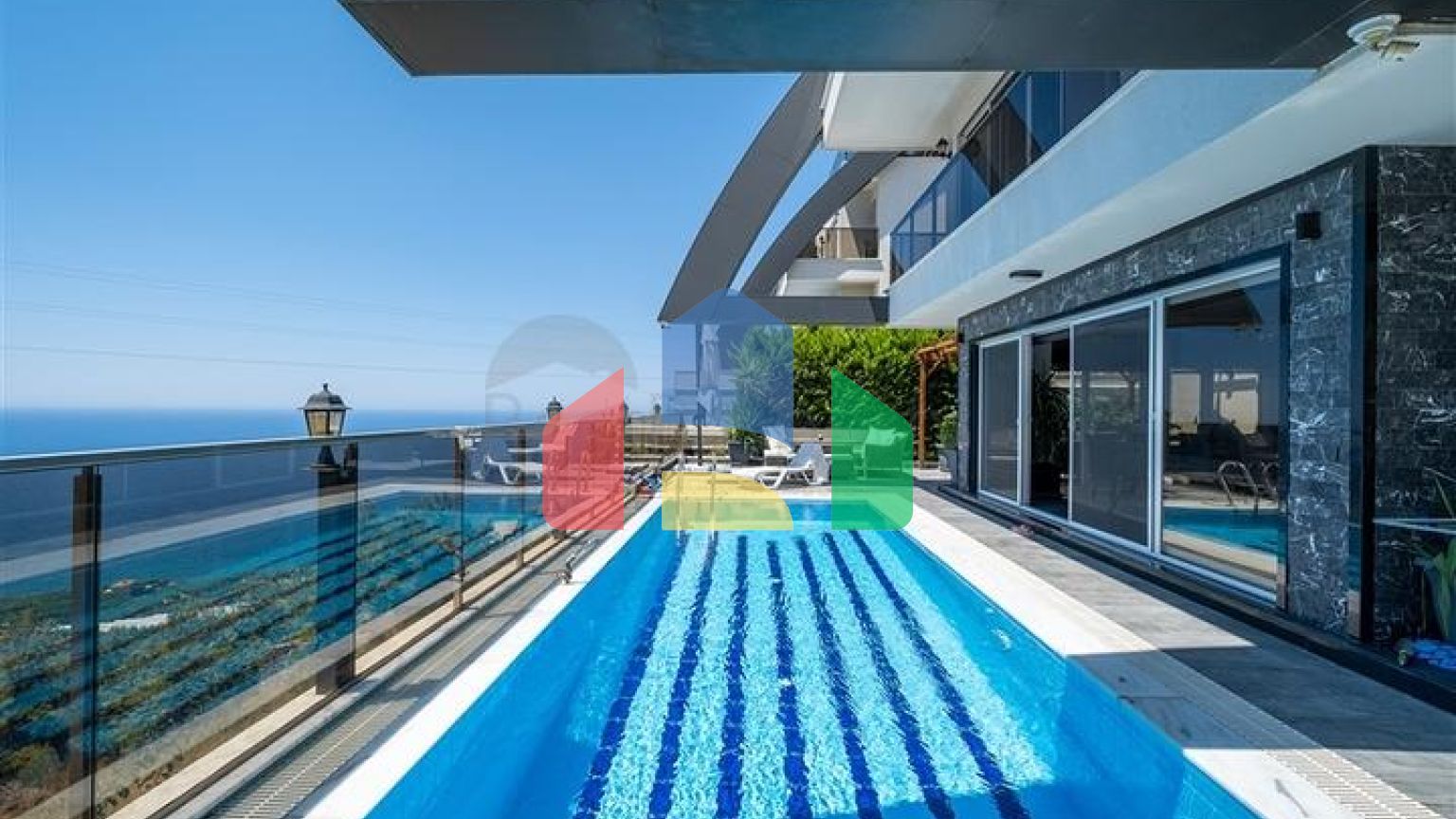 Вілла 3 + 1 з панорамним видом в районі Каргиджак