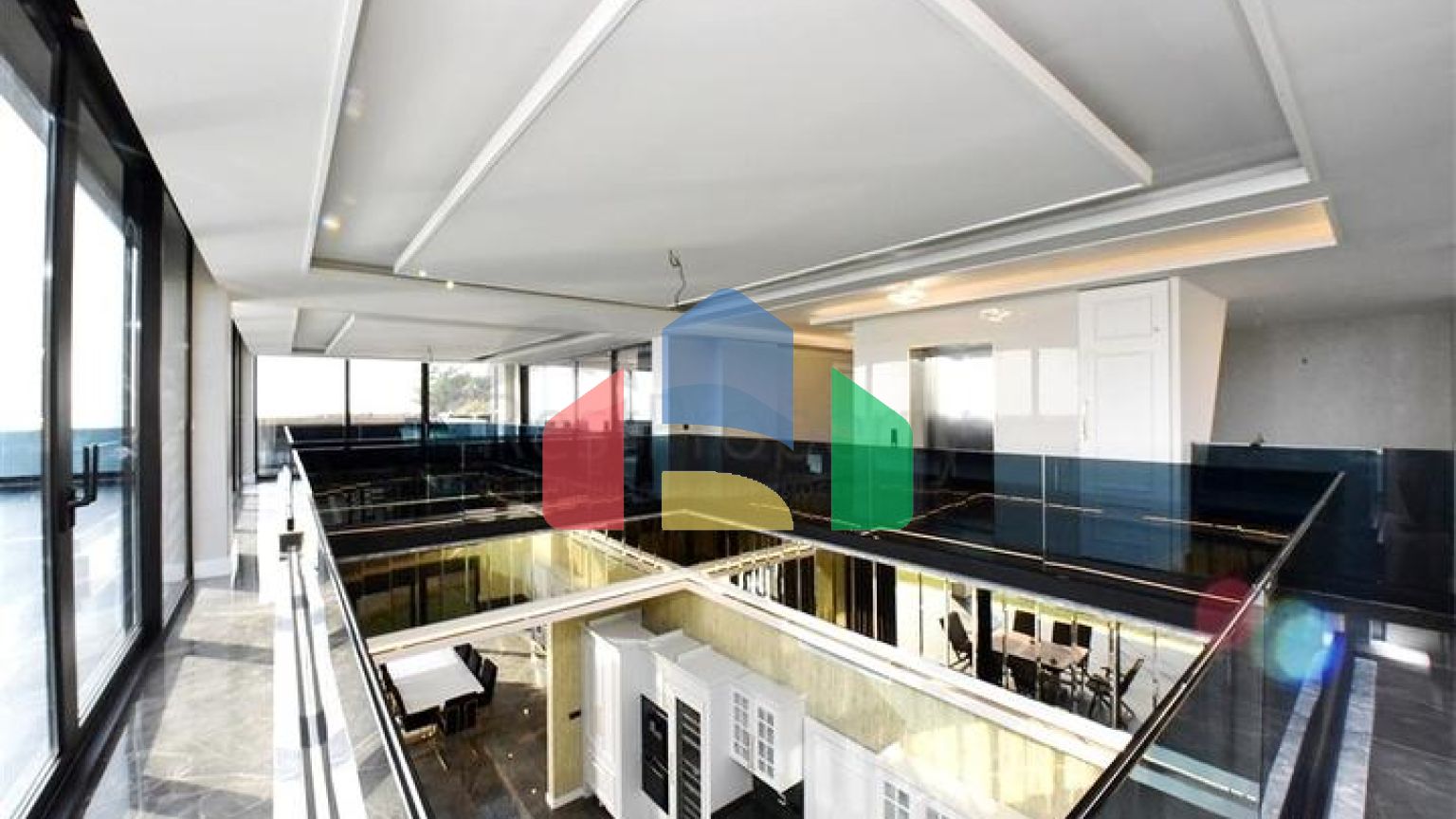 Приватна вілла за дизайнерським проектом