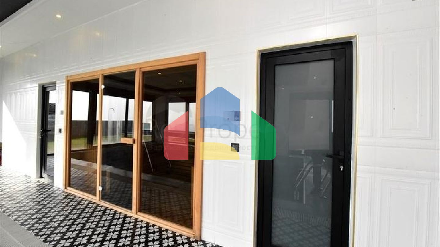 Приватна вілла за дизайнерським проектом