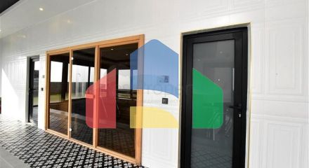 Приватна вілла за дизайнерським проектом