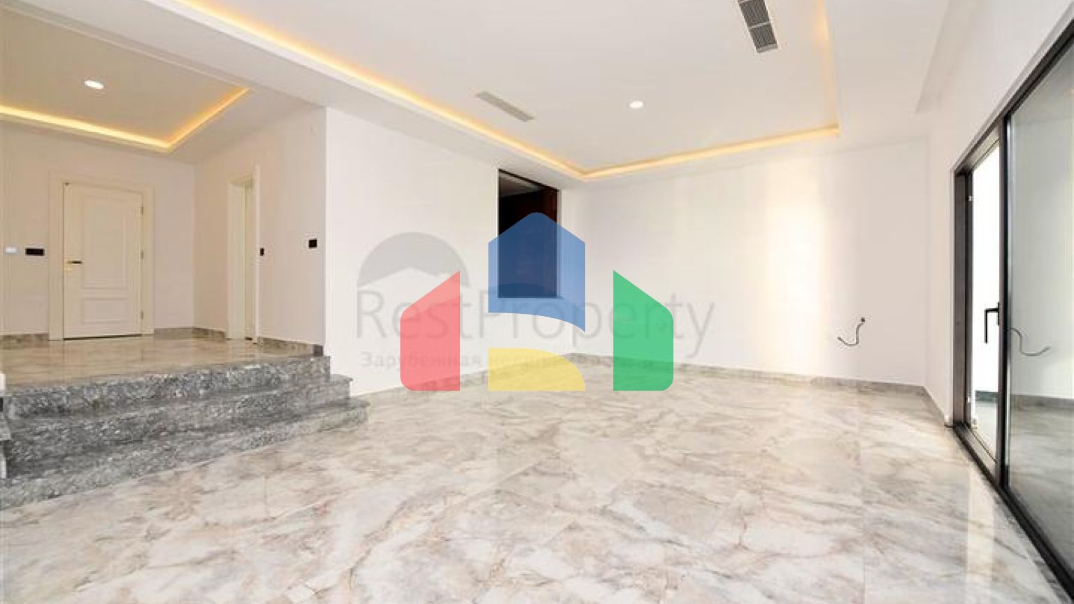 Приватна вілла за дизайнерським проектом