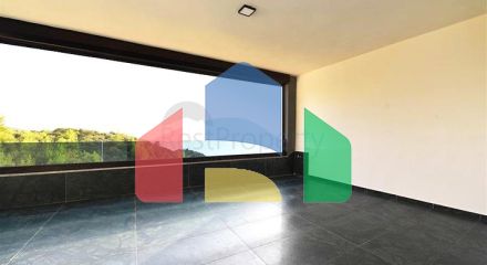 Приватна вілла за дизайнерським проектом