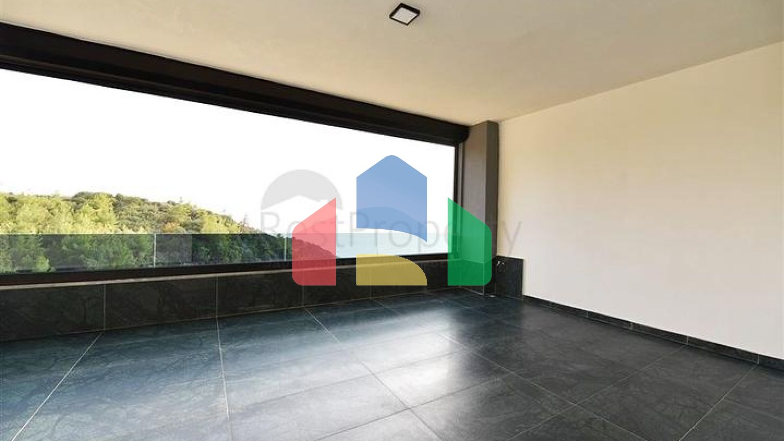 Приватна вілла за дизайнерським проектом