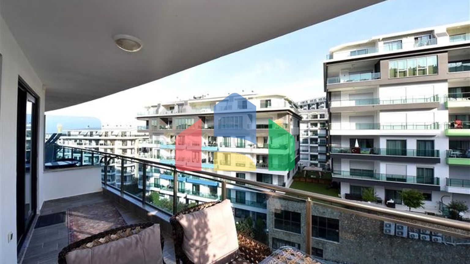 Квартира 2+1 в жилом комплексе с отельной инфраструктурой.