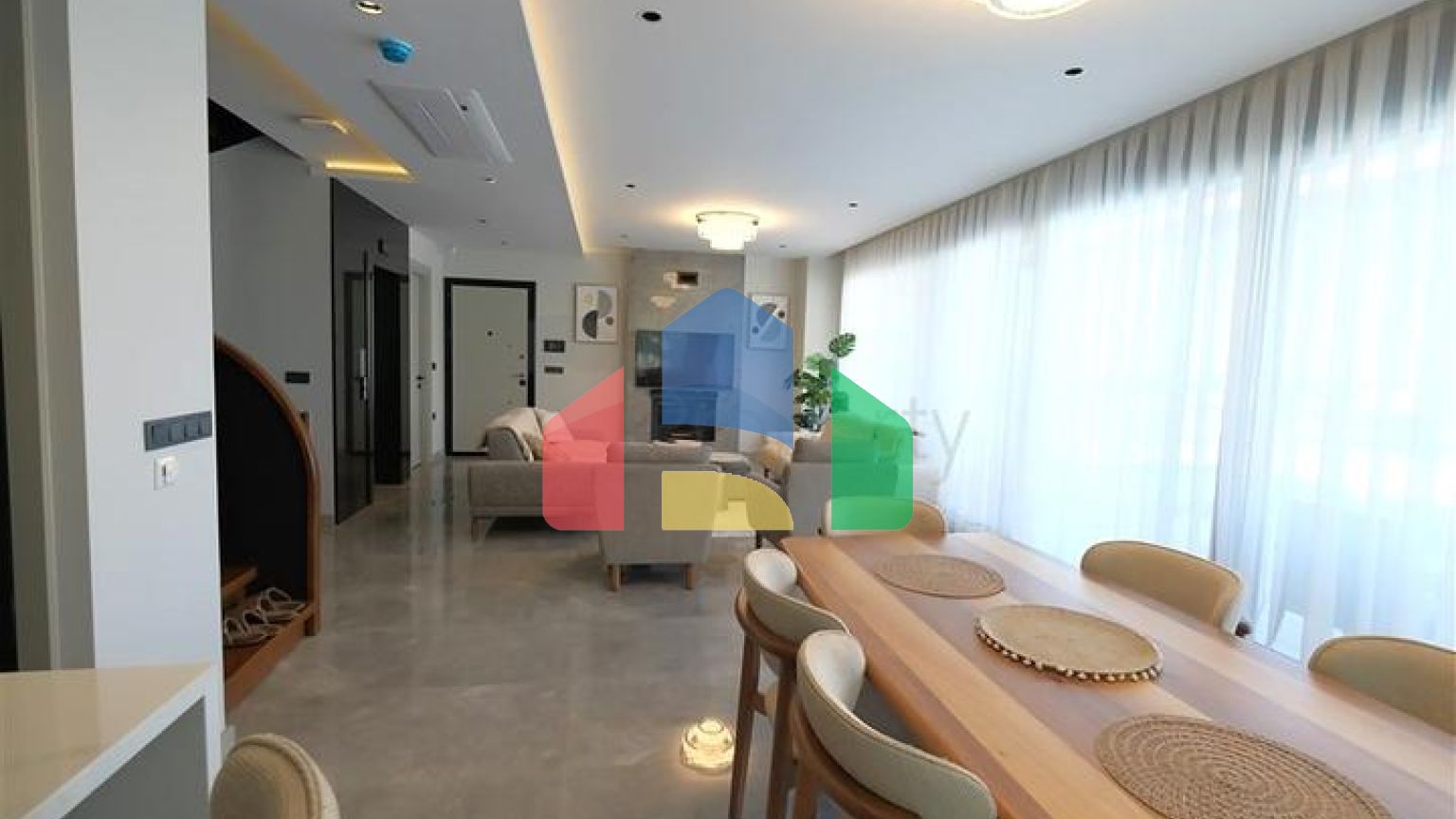 Сучасна вілла з панорамним видом на море в Каргиджаку