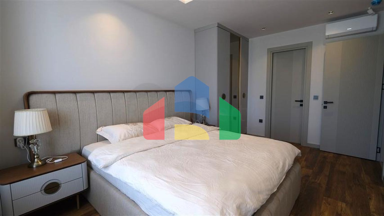 Сучасна вілла з панорамним видом на море в Каргиджаку