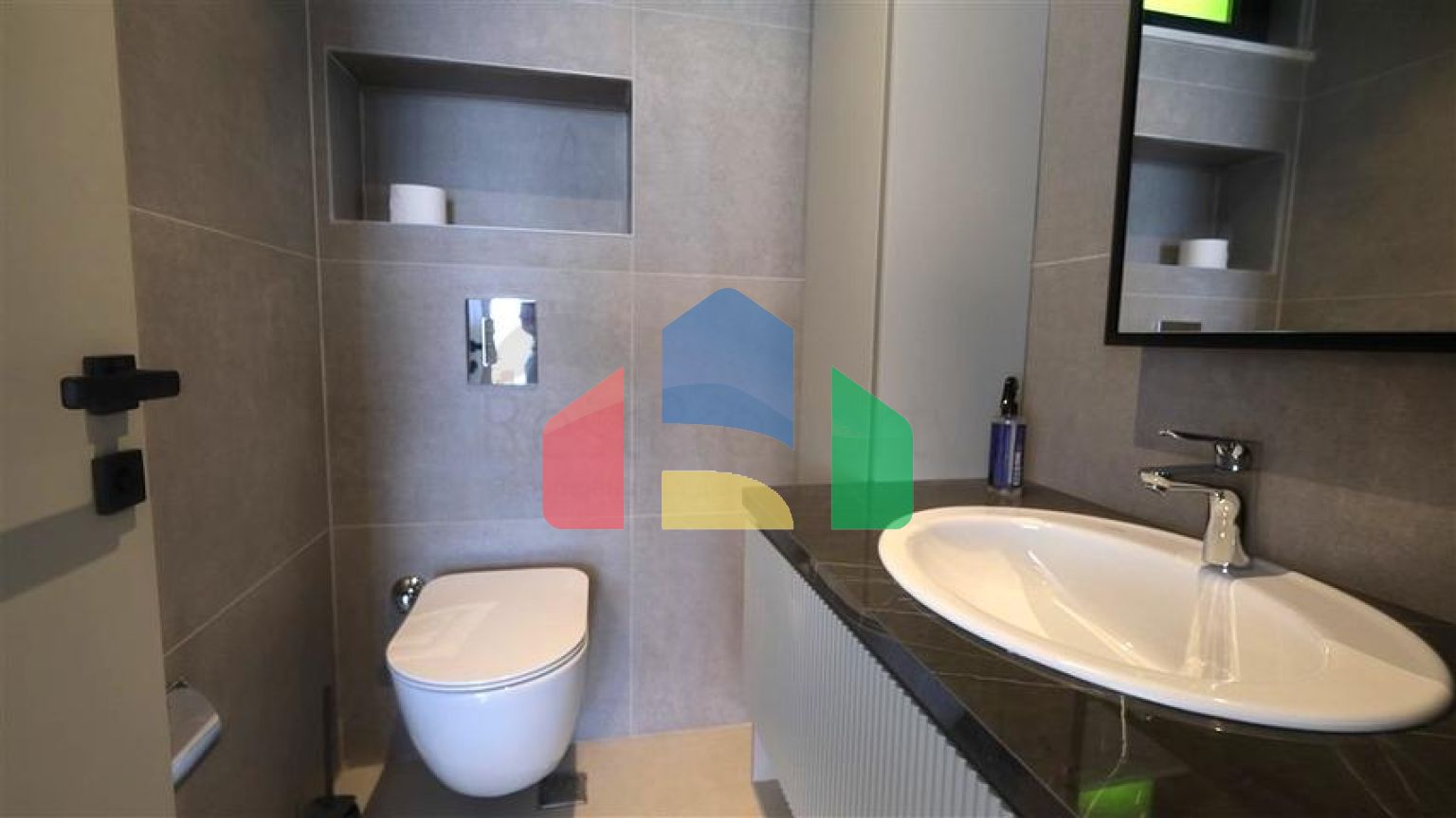 Сучасна вілла з панорамним видом на море в Каргиджаку