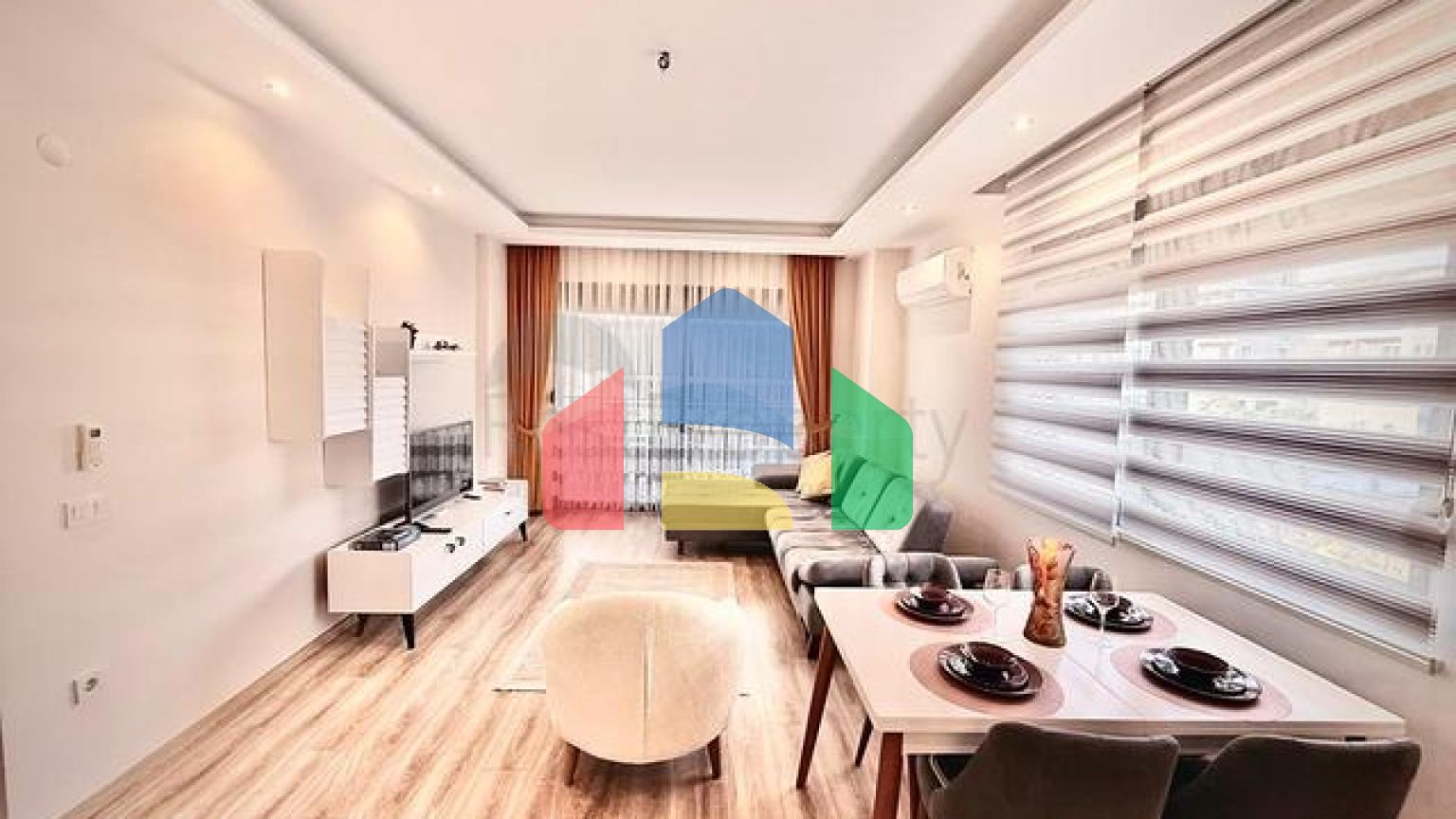 Уютная квартира 1+1 в районе Каргыджак в современном жилом комплексе