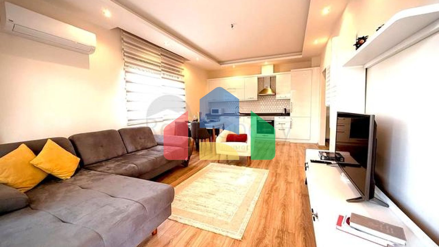 Уютная квартира 1+1 в районе Каргыджак в современном жилом комплексе