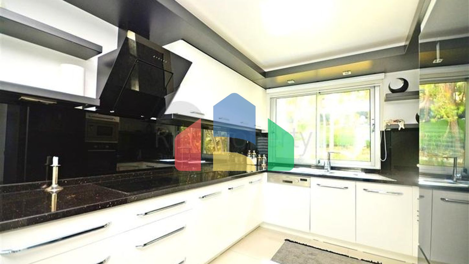 Квартира 2+1 с полной инфраструктурой в районе Каргыджак