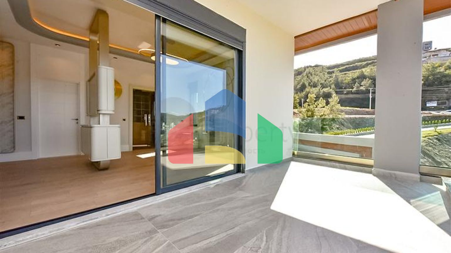 Розкішна вілла 4 + 1 в районі Каргиджак.