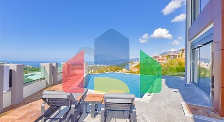 Розкішна вілла 4 + 1 в районі Каргиджак.