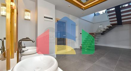 Розкішна вілла 4 + 1 в районі Каргиджак.