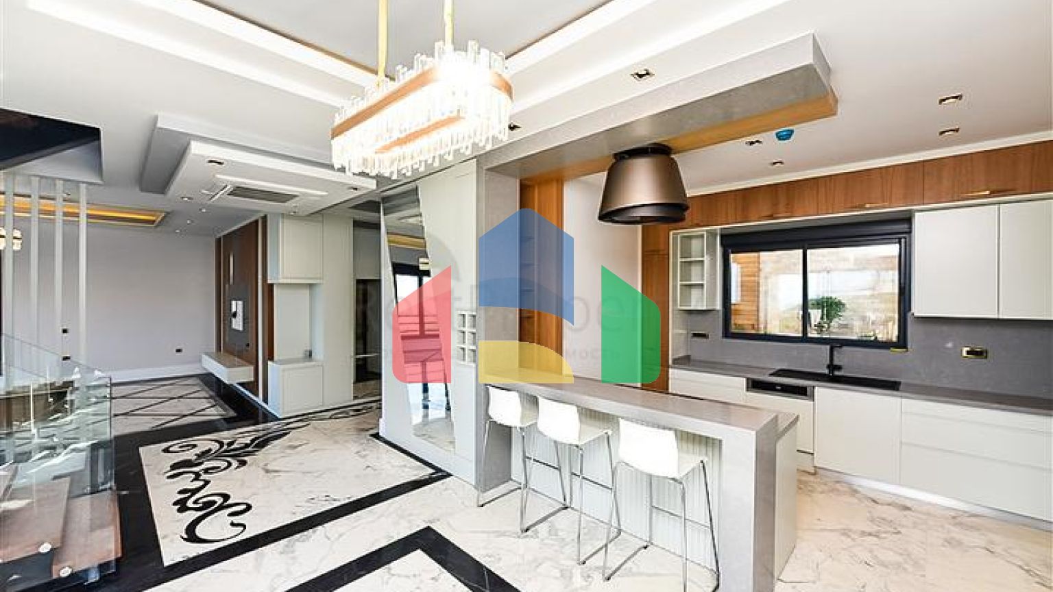 Розкішна вілла 4 + 1 в районі Каргиджак.