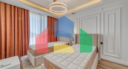 Трёхкомнатный пентхаус с террасой и развитой инфраструктурой в районе Каргыджак