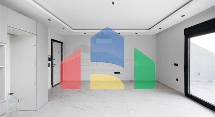 Трёхкомнатная квартира 2+1 с террасой и современной инфраструктурой в районе Каргыджак