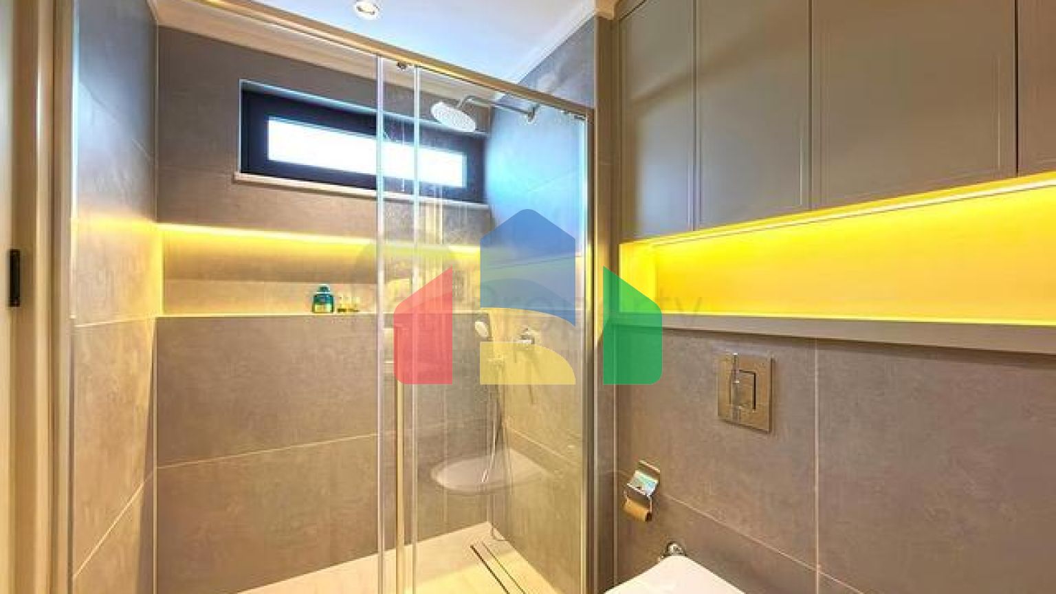 Сучасна вілла 3+1 з терасою і розвиненою інфраструктурою в районі Каргиджак