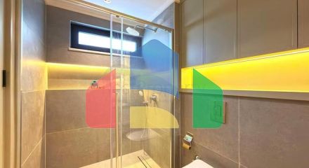 Сучасна вілла 3+1 з терасою і розвиненою інфраструктурою в районі Каргиджак