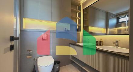 Сучасна вілла 3+1 з терасою і розвиненою інфраструктурою в районі Каргиджак